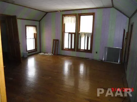 118 E Hickory, Canton, IL 61520 photo 11