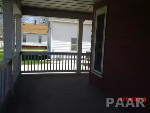 118 E Hickory, Canton, IL 61520 photo 4