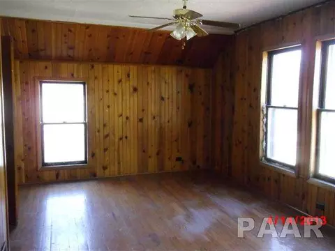 118 E Hickory, Canton, IL 61520 photo 6