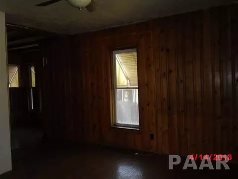 118 E Hickory, Canton, IL 61520 photo 9