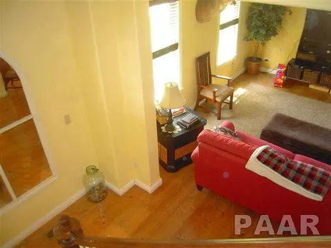 310 N Johnson, Oneida, IL 61467 photo 5