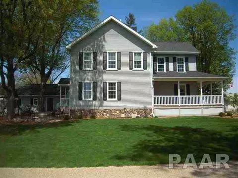310 N Johnson, Oneida, IL 61467 photo 8
