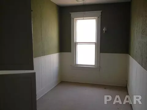 46 W Maple, Canton, IL 61520 photo 6