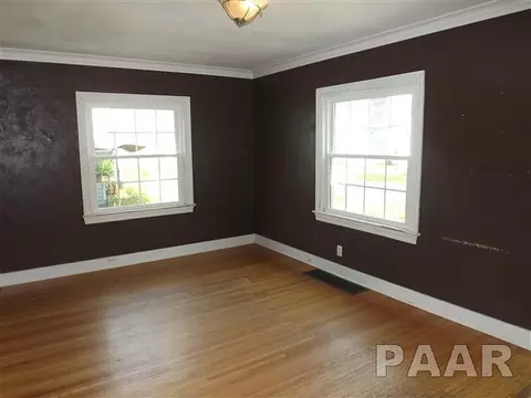 1006 E Willcox Ave, Peoria, IL 61603 photo 7