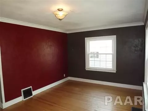 1006 E Willcox Ave, Peoria, IL 61603 photo 5