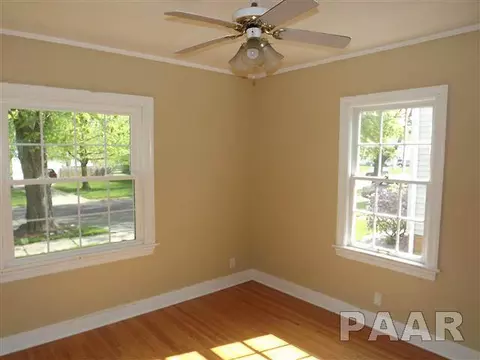 1006 E Willcox Ave, Peoria, IL 61603 photo 11