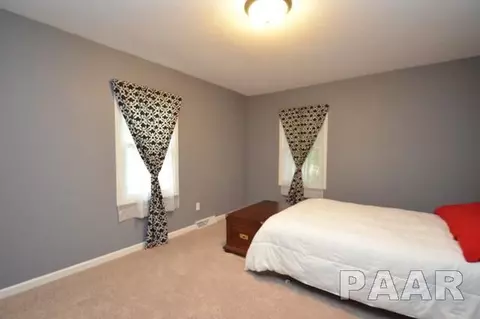 214 E Pine St, Metamora, IL 61548 photo 9