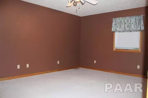 2103 Lexi Dr, Eureka, IL 61530 photo 9