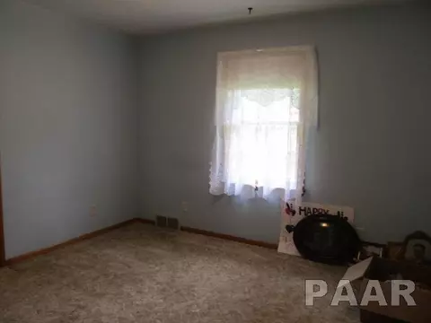 6 Don Ct, Pekin, IL 61554 photo 8