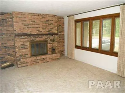 820 E Jackson St, Morton, IL 61550 photo 3