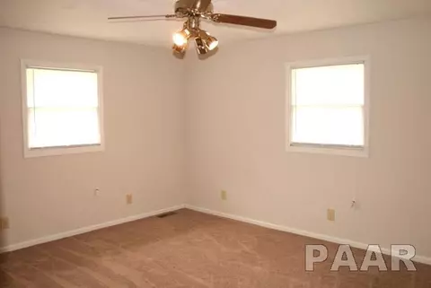 210 Oak St, Washburn, IL 61570 photo 7