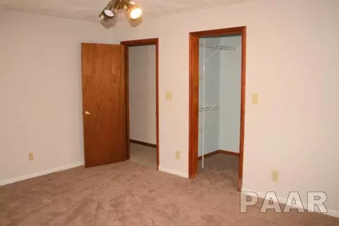 210 Oak St, Washburn, IL 61570 photo 8