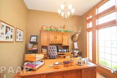 900 E Cruger Rd, Washington, IL 61571 photo 13