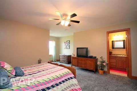 900 E Cruger Rd, Washington, IL 61571 photo 25