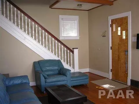 646 Custer, Canton, IL 61520 photo 6