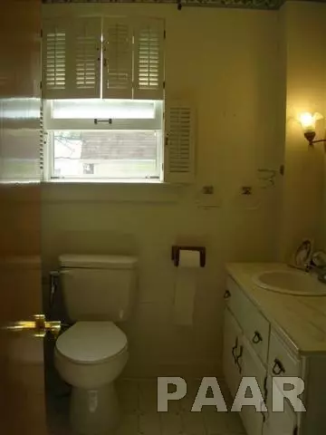 646 Custer, Canton, IL 61520 photo 19