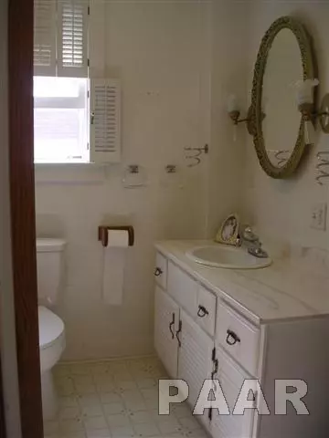646 Custer, Canton, IL 61520 photo 18