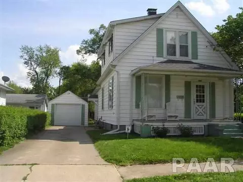 646 Custer, Canton, IL 61520 photo 2