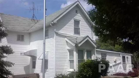 302 Main St, Castleton, IL 61426 photo 2