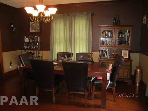 308 Eureka St, Eureka, IL 61530 photo 7