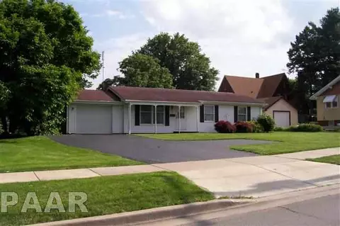 526 E Ash St, Canton, IL 61520 photo 36
