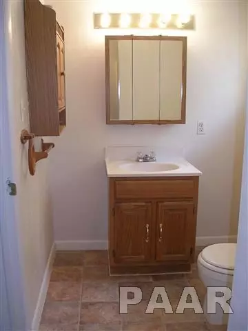 828 Elm, Canton, IL 61520 photo 15