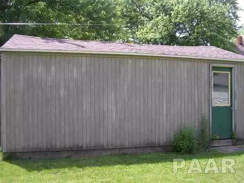 828 Elm, Canton, IL 61520 photo 26
