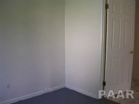 828 Elm, Canton, IL 61520 photo 8