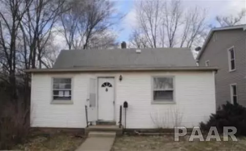 265 Cooper, Pekin, IL 61554 photo 1