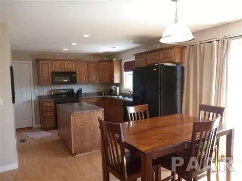 5910 W Brookmere St, Edwards, IL 61528 photo 3