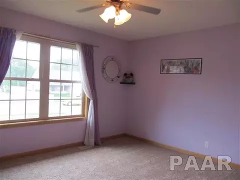 2108 Easter, Pekin, IL 61554 photo 21