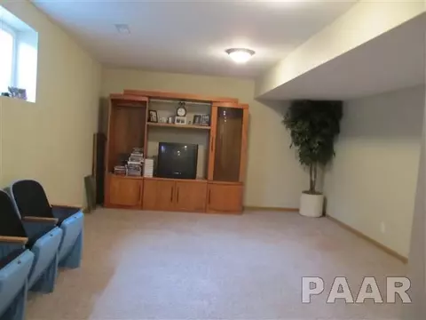 2108 Easter, Pekin, IL 61554 photo 26
