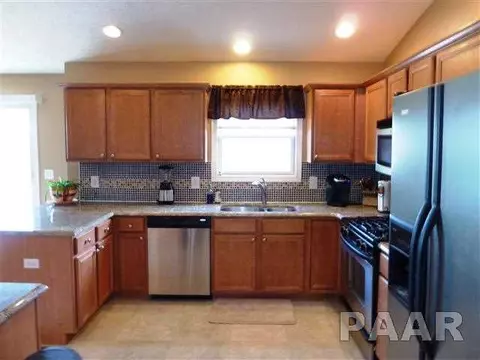 5612 W Barberry Ct, Edwards, IL 61528 photo 8