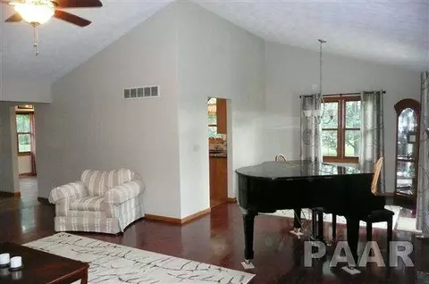 4201 S Wheatfield Rd, Mapleton, IL 61547 photo 12