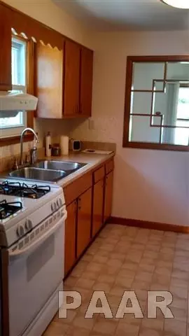 207 Albert, Washington, IL 61571 photo 10