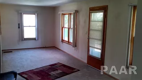 207 Albert, Washington, IL 61571 photo 6