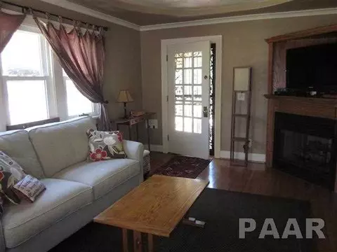 126 Embert, Peoria, IL 61603 photo 4