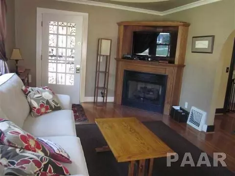 126 Embert, Peoria, IL 61603 photo 6