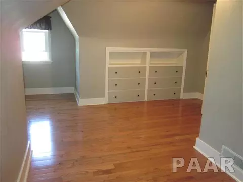 126 Embert, Peoria, IL 61603 photo 24
