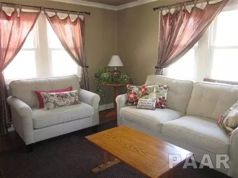 126 Embert, Peoria, IL 61603 photo 9