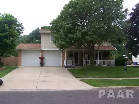 700 Devonshire Rd, Washington, IL 61571 photo 1