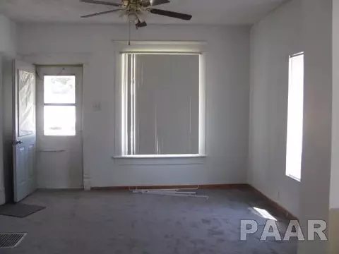 820 Elm, Canton, IL 61520 photo 7