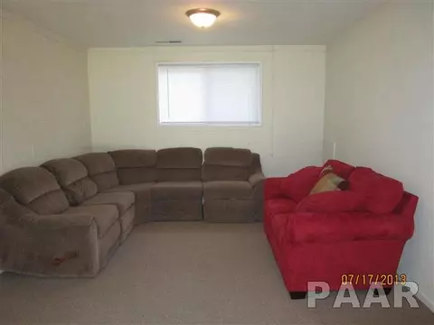 5608 E Captain Rd, Chillicothe, IL 61523 photo 7