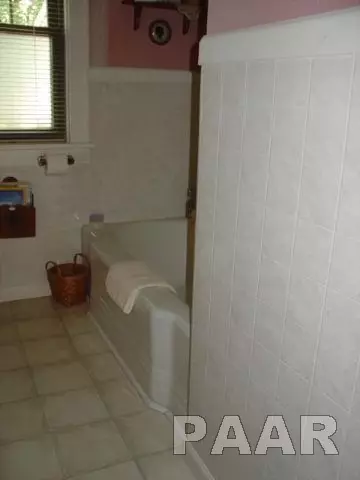 806 S Vennum, Eureka, IL 61530 photo 16