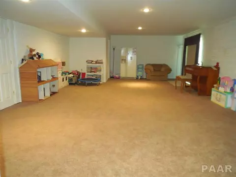 9740 Guinivere, Mapleton, IL 61547 photo 14