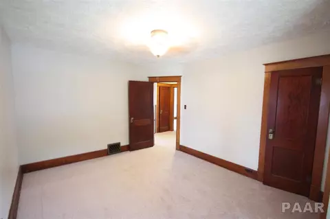 201 E Parkside Dr, Washburn, IL 61570 photo 29