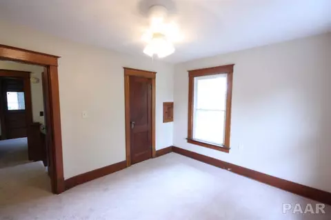 201 E Parkside Dr, Washburn, IL 61570 photo 19