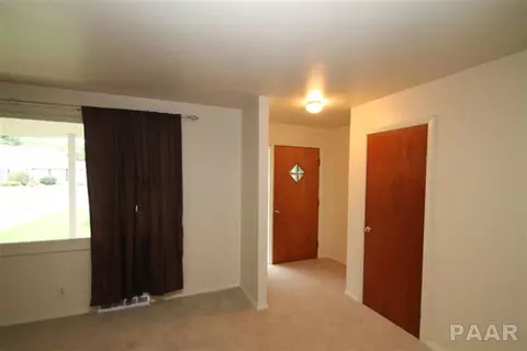 7634 W Chestnut Dr, Edwards, IL 61528 photo 2