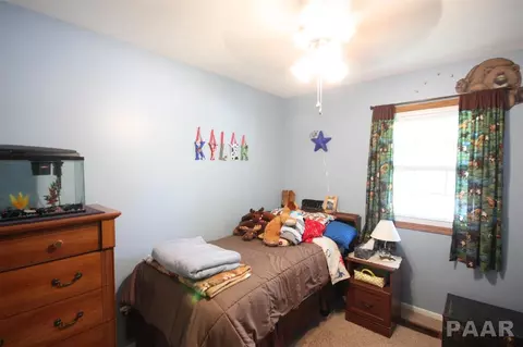 911 Brookshire, Eureka, IL 61530 photo 21
