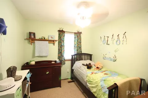 911 Brookshire, Eureka, IL 61530 photo 25